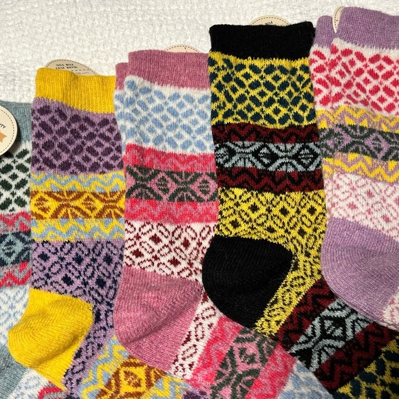 5 Pack Womens Wool Socks merino wool blend winter hiking colorful Crew 6-9 NEW - Picture 2 of 9